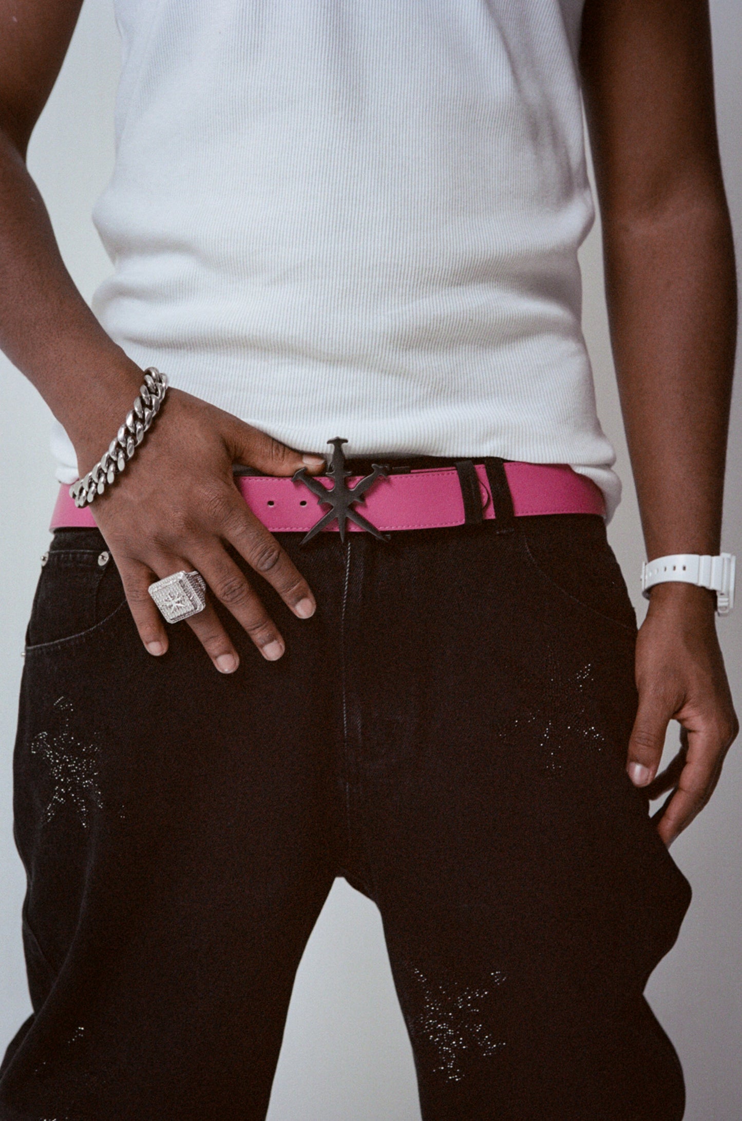 PINK REVERSIBLE DAGGER BELT