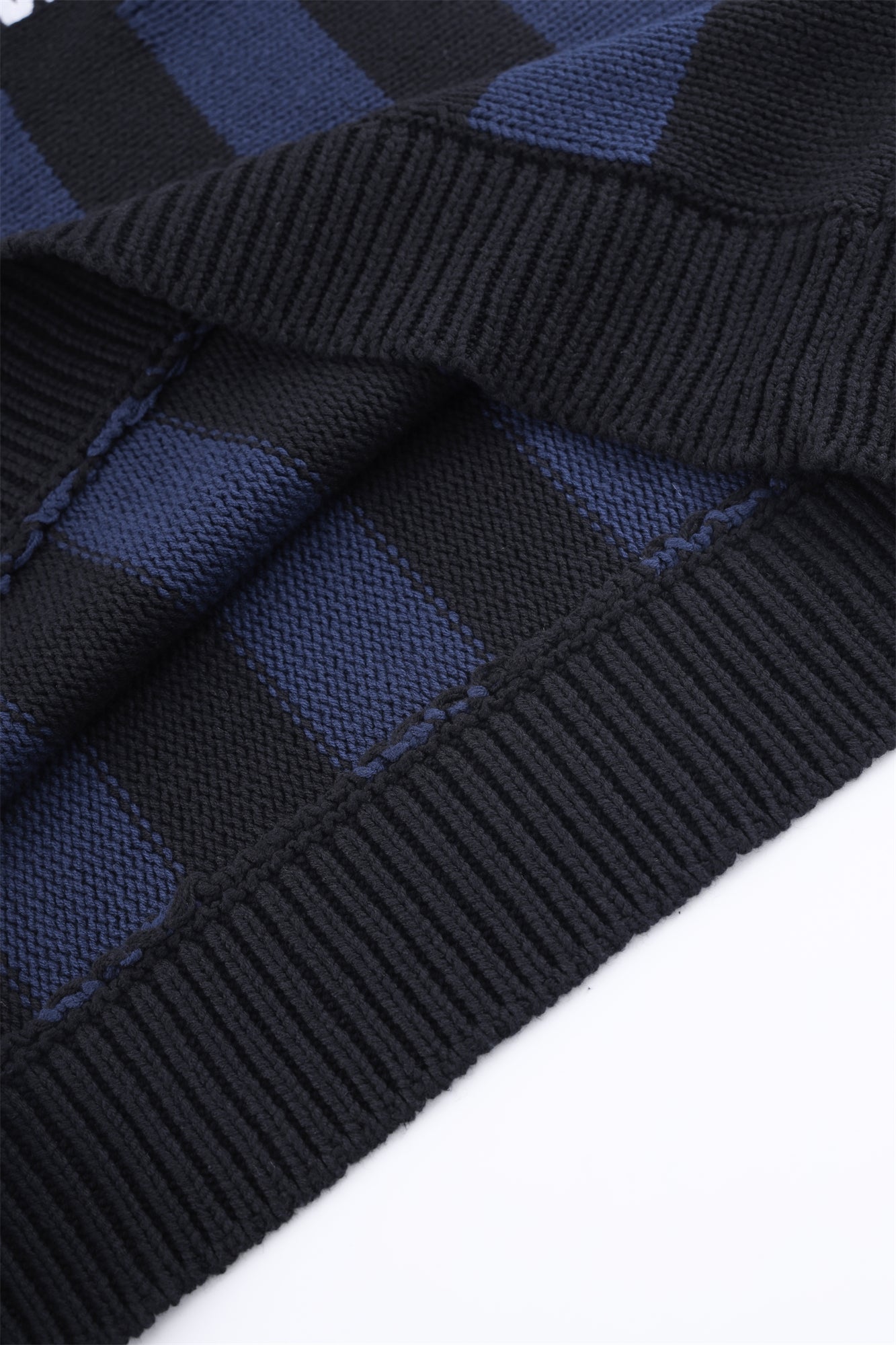 CLUB KNIT