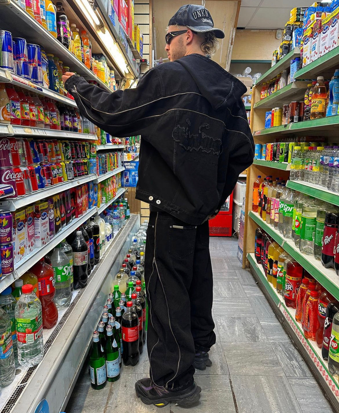 BLACK ZIP BAGGY DENIM