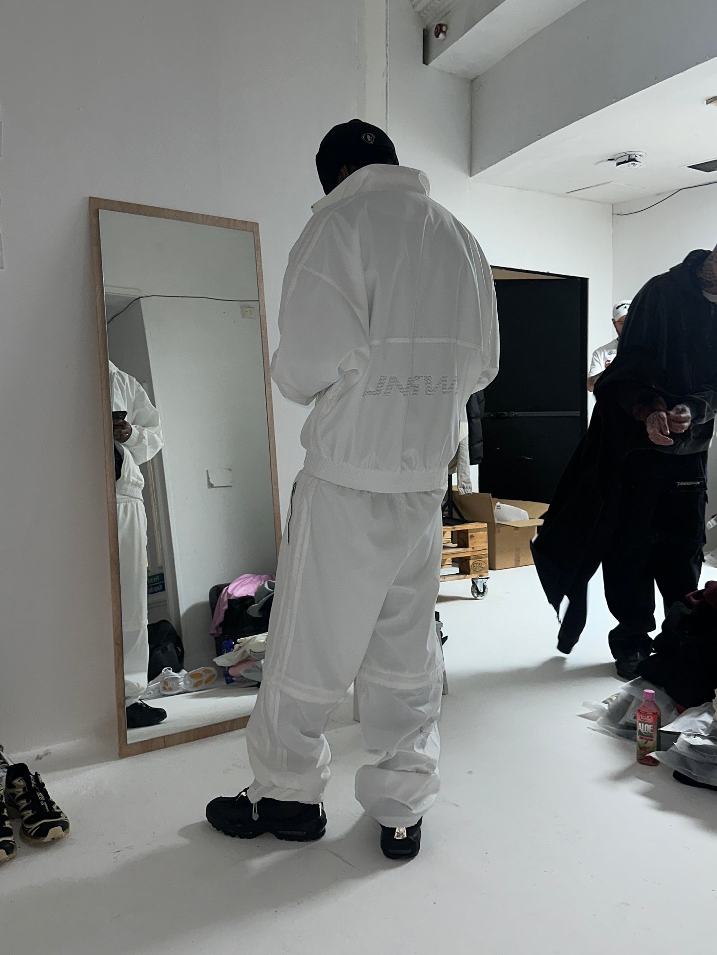 ZIP OFF TRACK PANTS