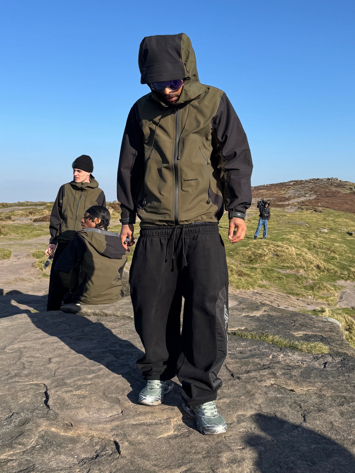 BLACK PRO JOGGERS