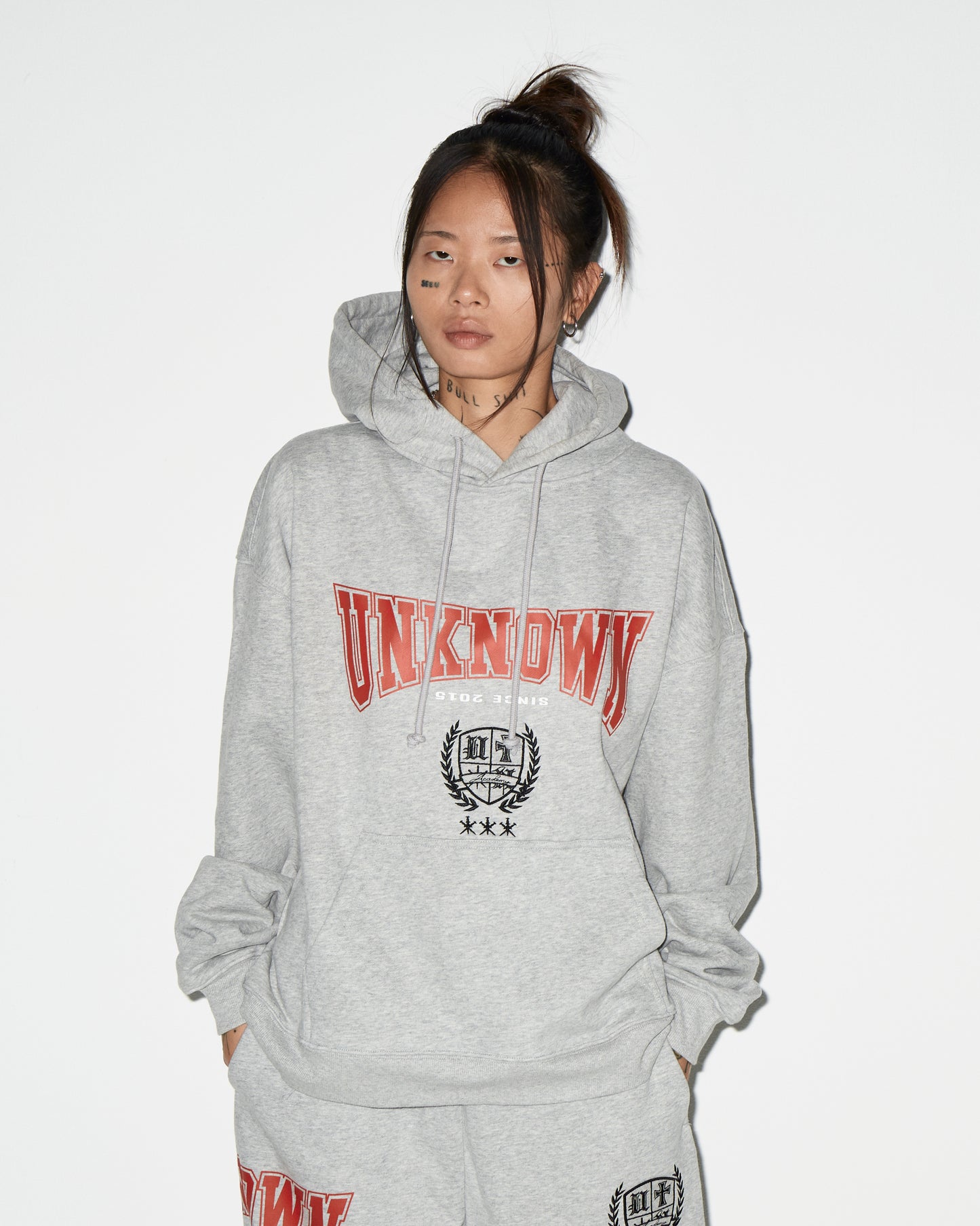 GREY BULLY JOGGERS