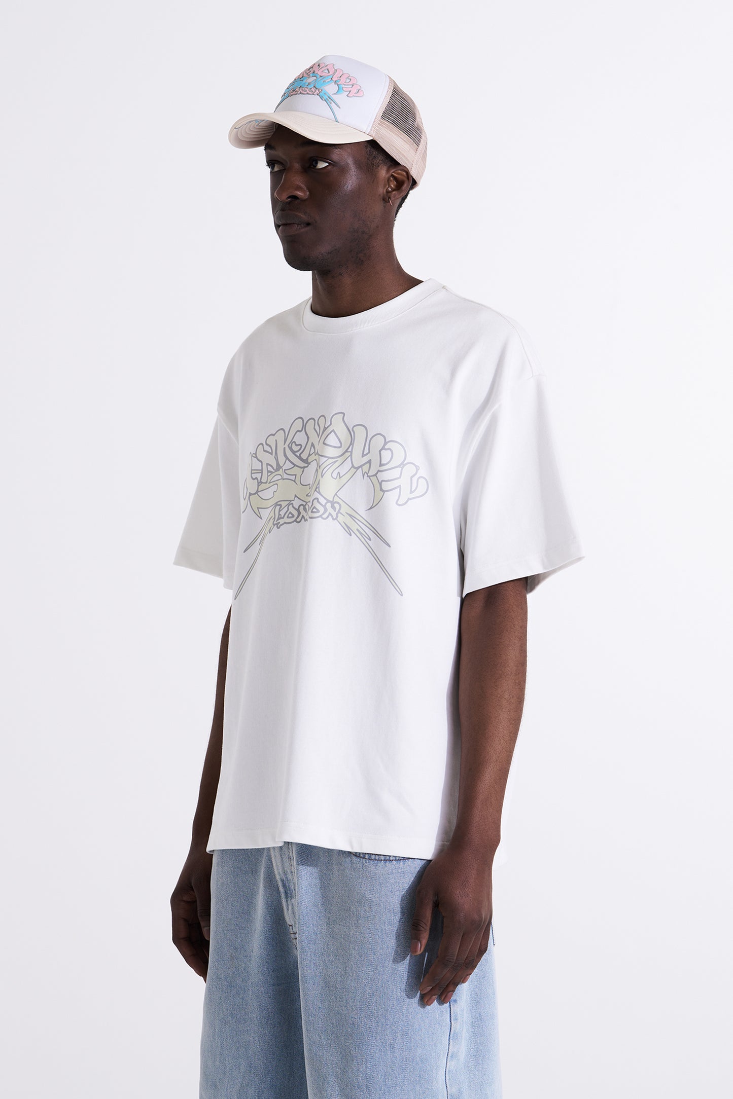 UV TEE