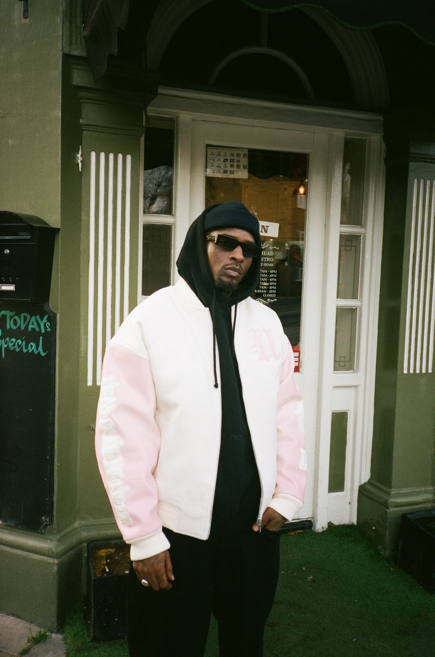 UV LOGO TEAM JACKET