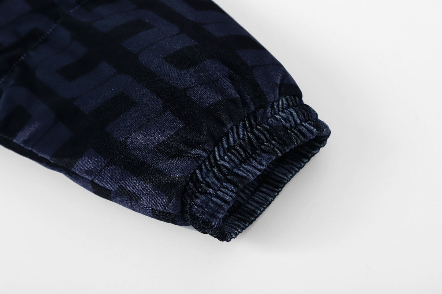 SAMPLE Velour Puffer