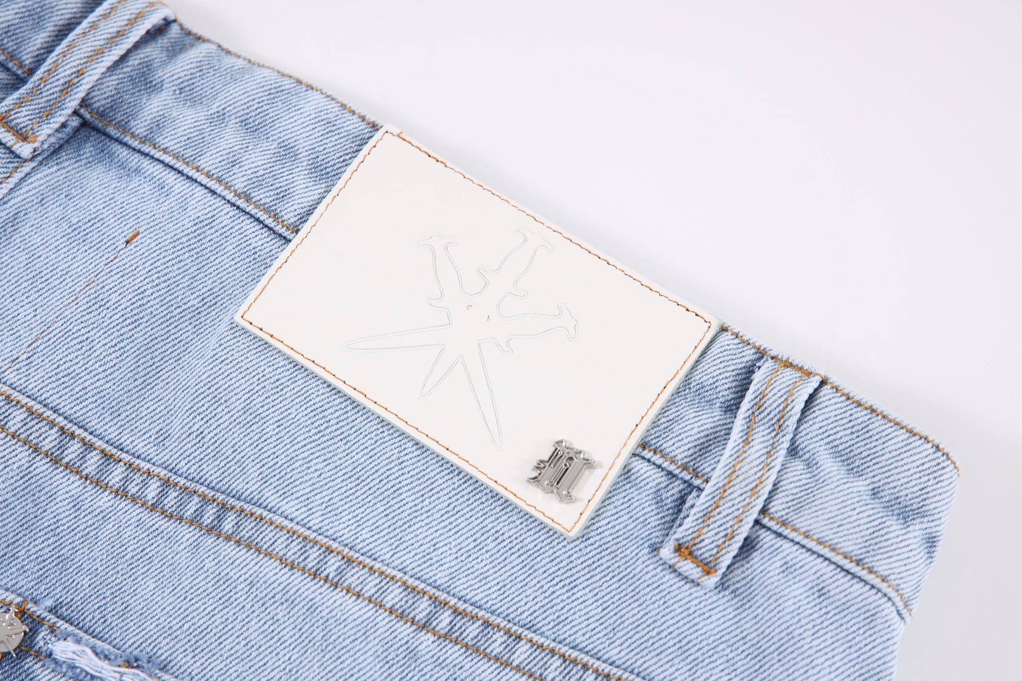 WASHED BLUE DAGGER DENIM – Unknown London