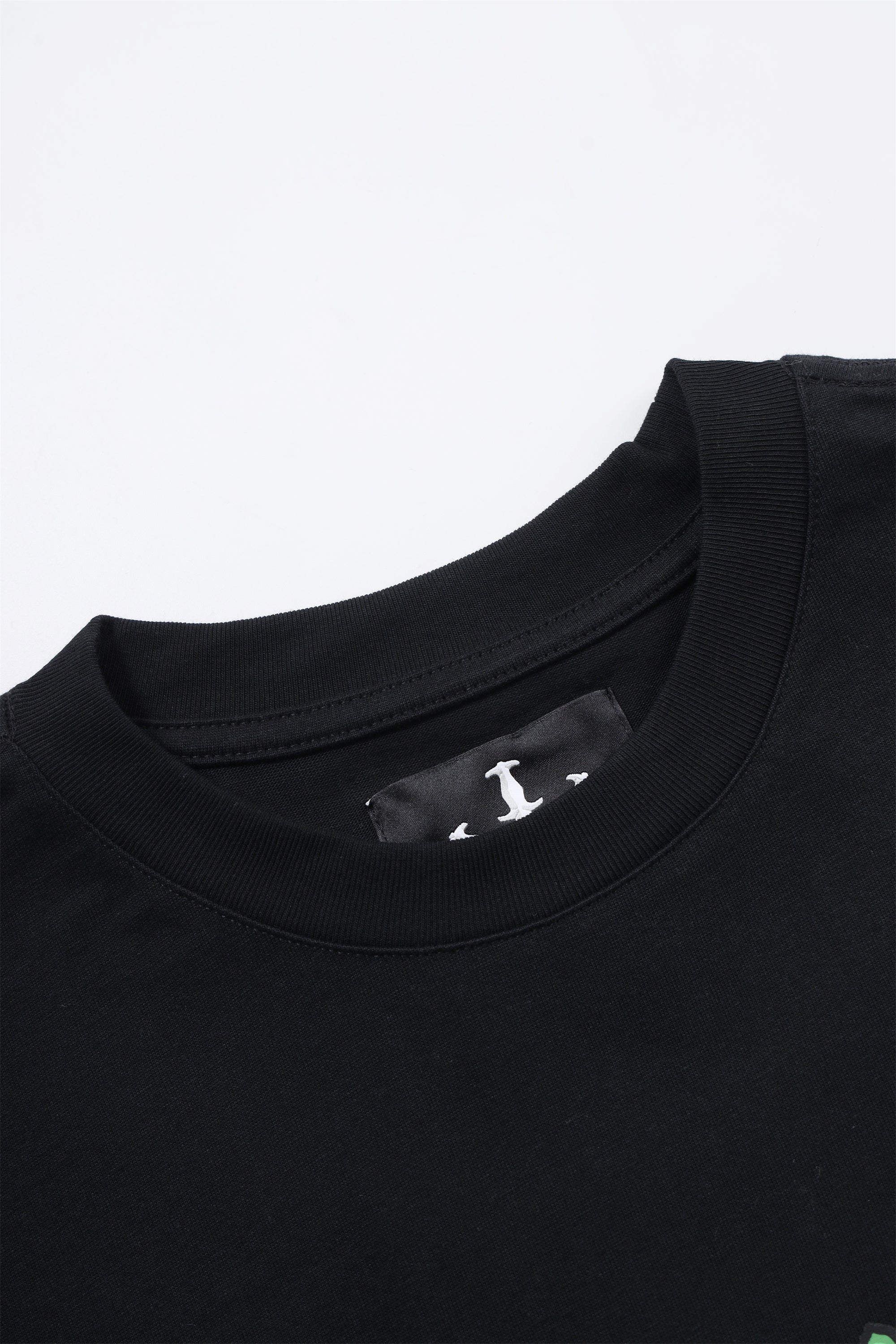 RETRO LOGO RHINESTONE TEE - BLACK – Unknown London
