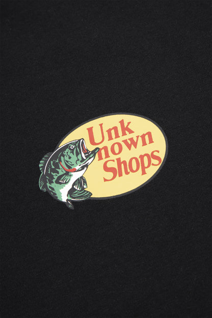 UNKNOWN SHOPS TEE - BLACK