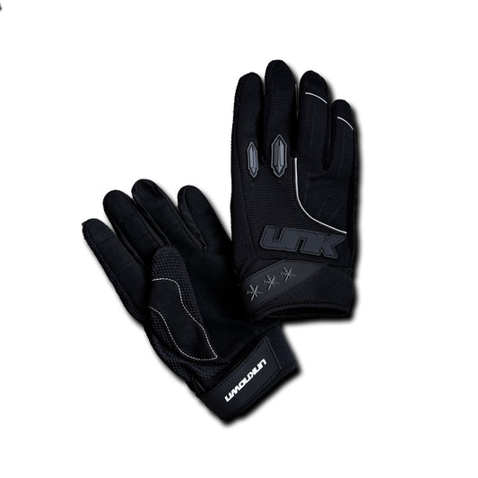 BLACKOUT GLOVES