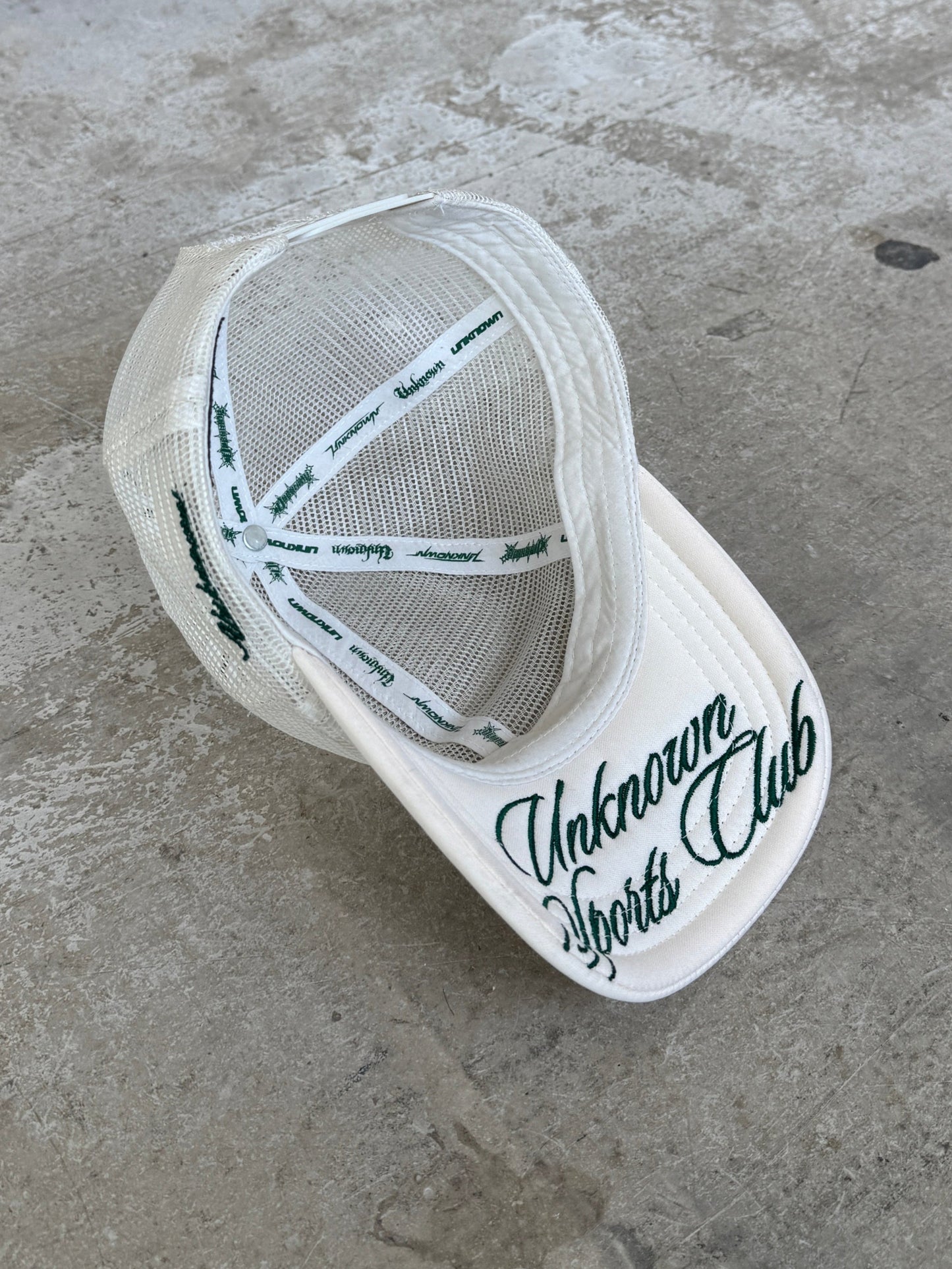CREAM MESH CAP