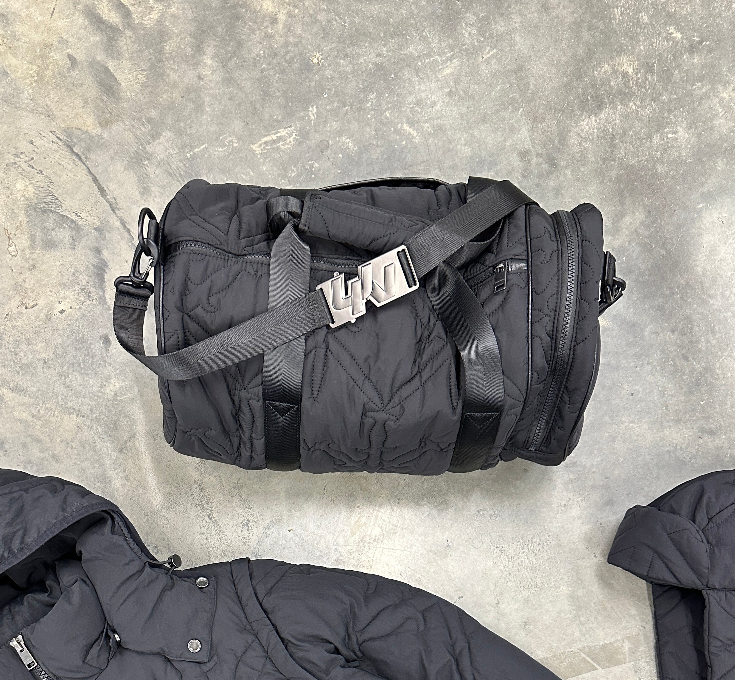ユニセックスUnknown - Dagger Heavy Padded Duffle Bag